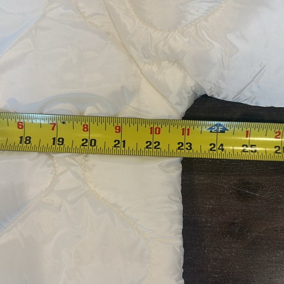 ASOS DESIGN onion quilt padded puffer jacket in white Size 6 Shacket - Picture 13 of 14